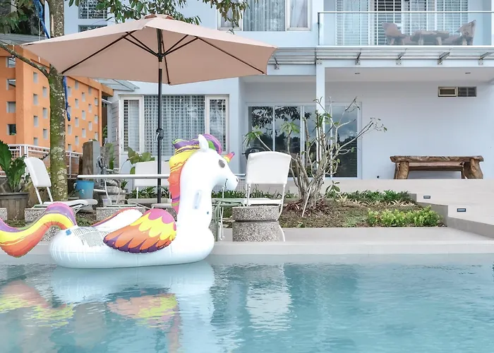The Green Wowi Torto, 5 Bedroom Swimming Pool