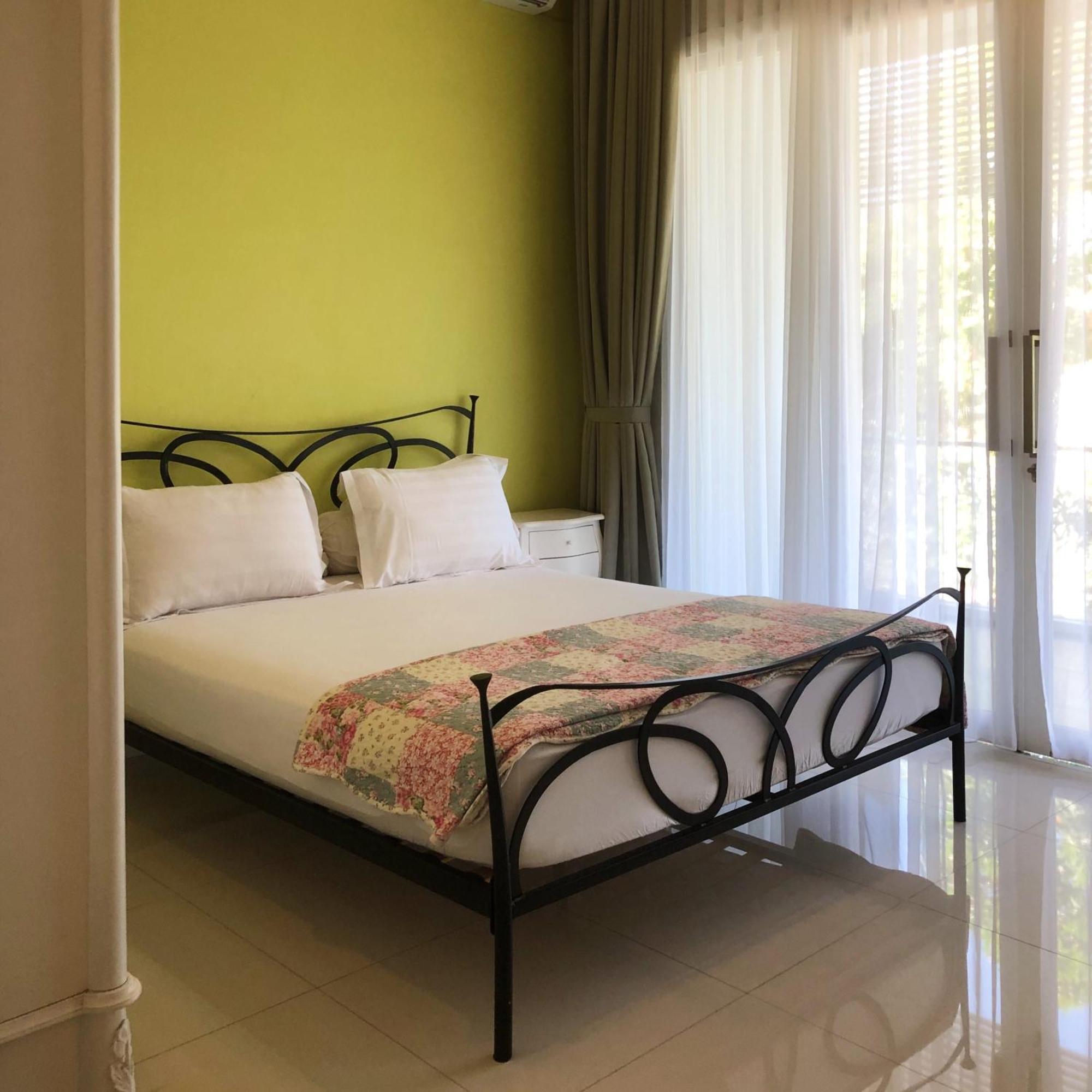 Villa The Wowi Torto, 5 Bedroom Swimming Pool